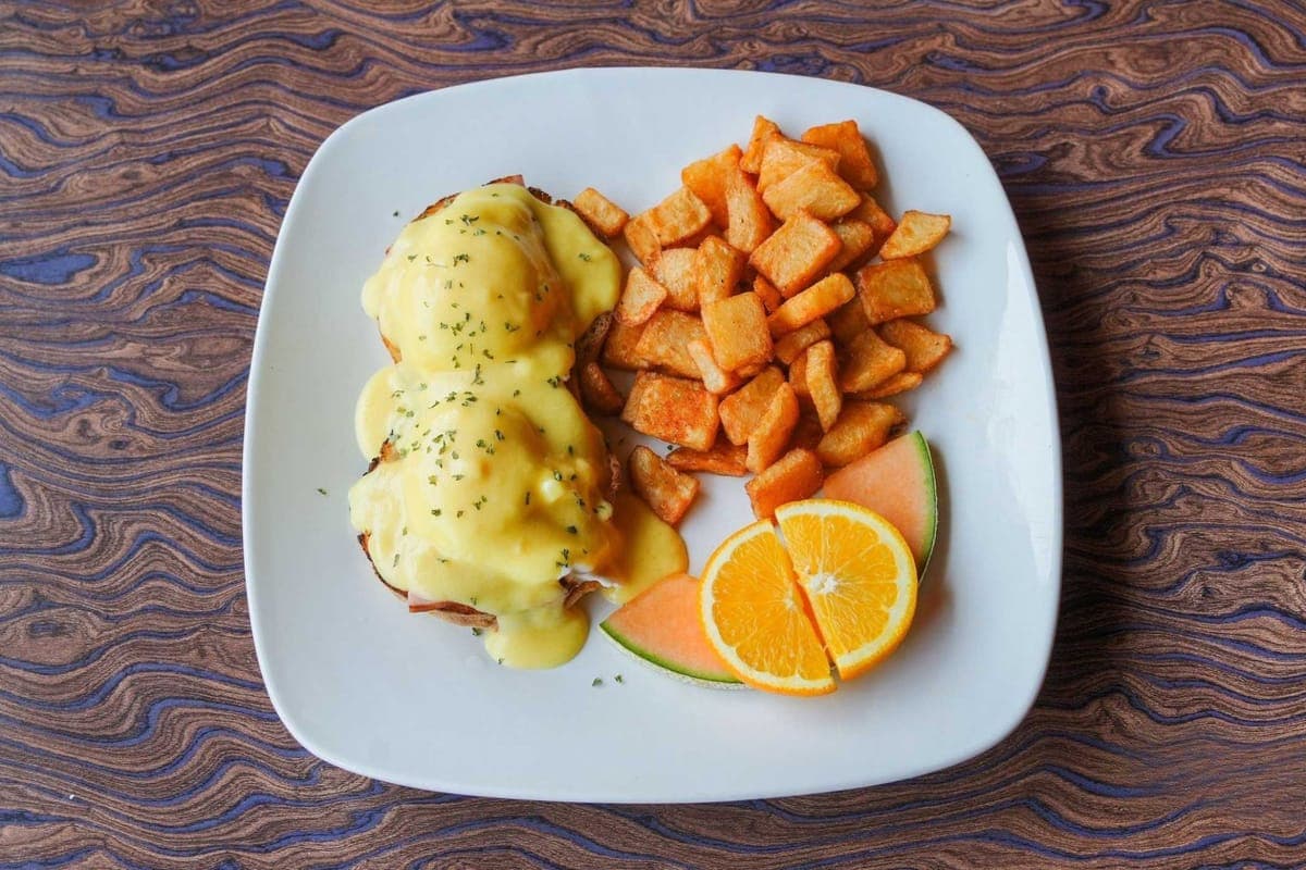 OEUF BÉNÉDICTINE / EGG BENEDICT