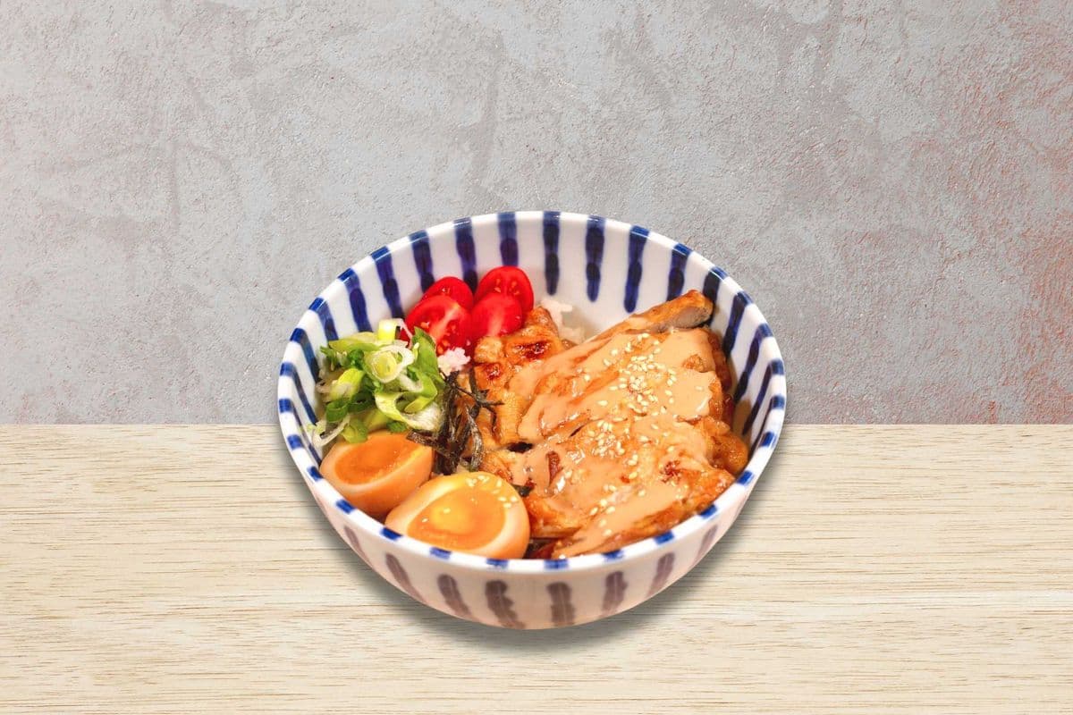 Sesame Miso Chicken Donburi ごま味噌チキン丼