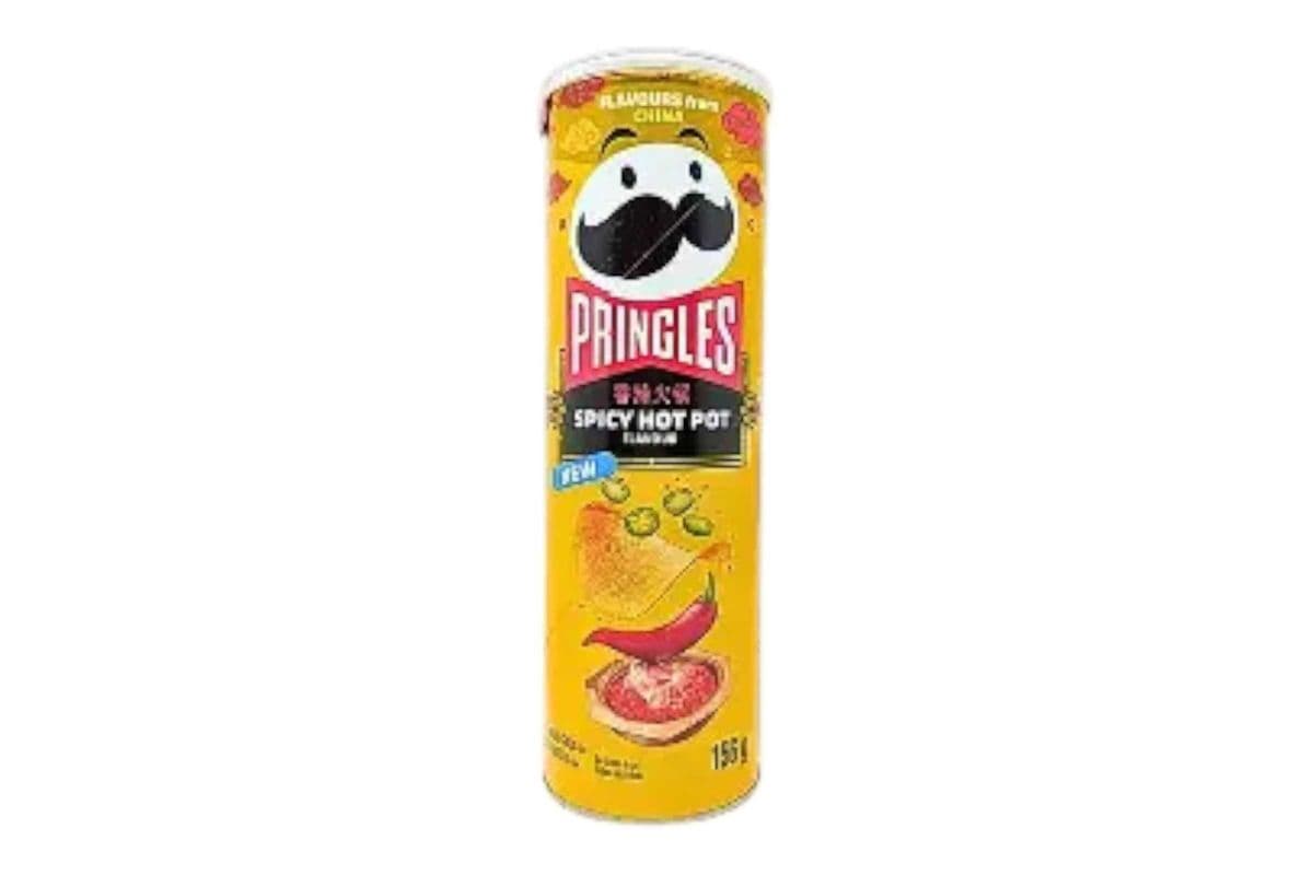 Pringles Spicy Hot Pot (156g) (260 Cal)