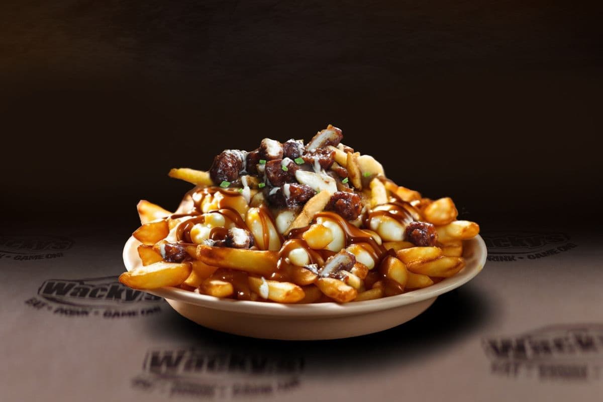 Large Boneless Wing Poutine