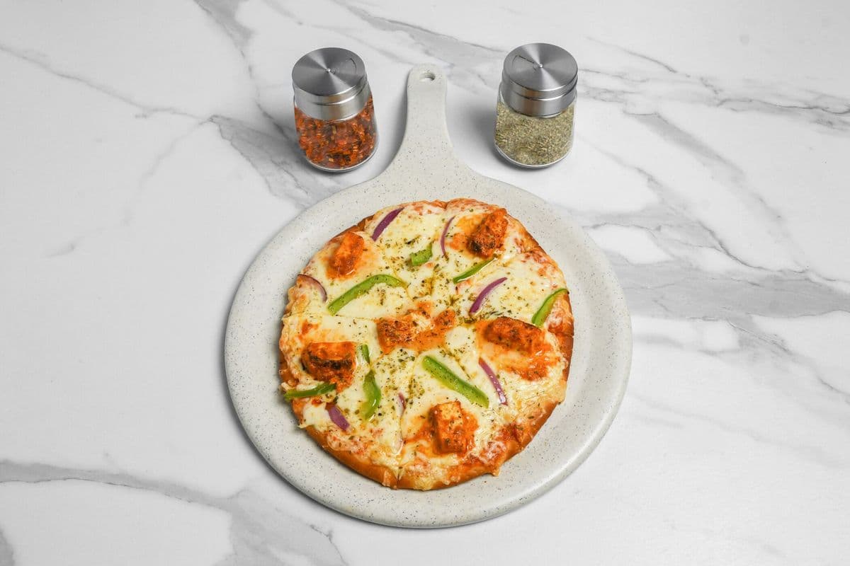 Paneer Tikka Pizza