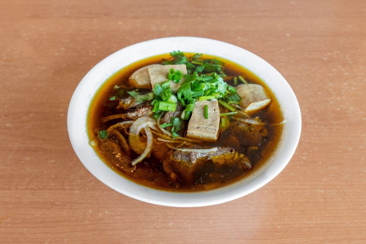 26. Spicy Beef with Vermicelli - Bun Bo Hue