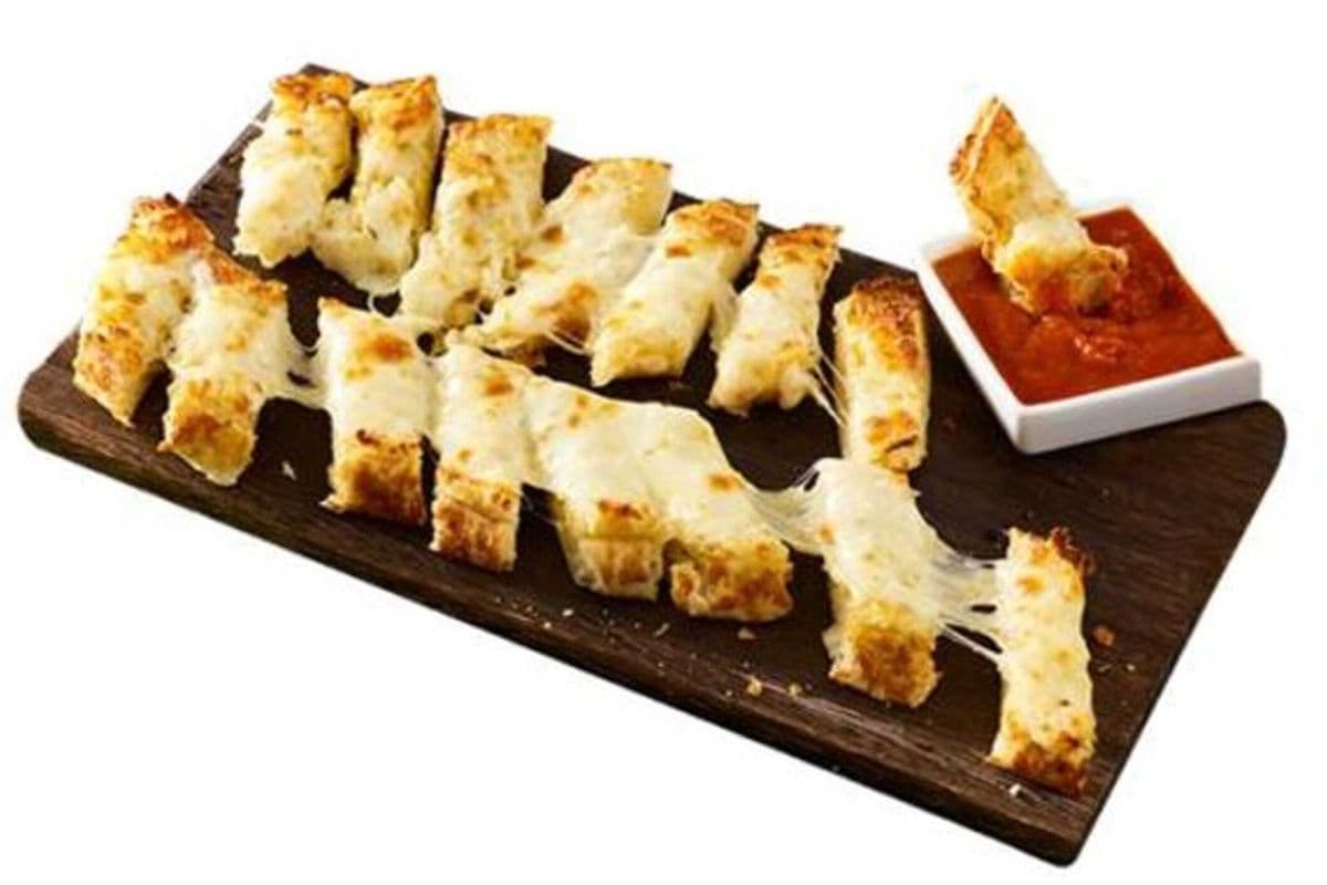 12" Cheesy Garlic Bread Sticks