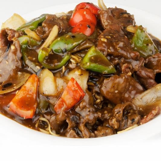 100. Beef with Green Peppers and Onions in Black Bean Sauce