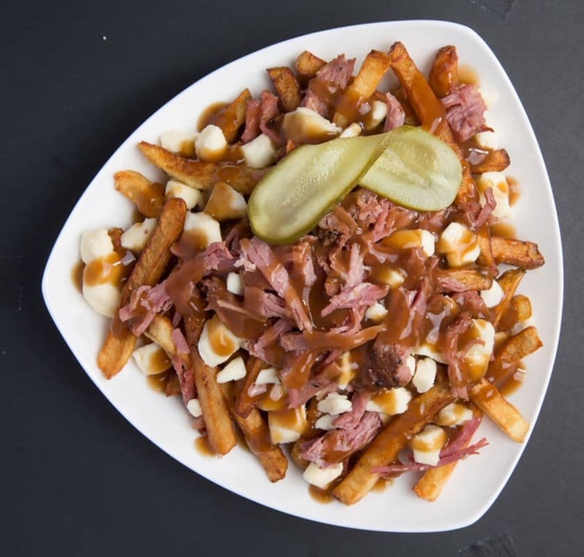 Poutine à la viande fumée / Smoked Meat Poutine