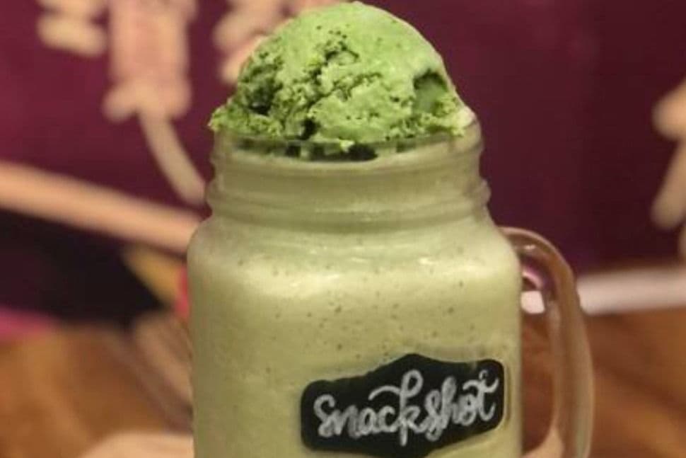 Z12. Matcha Ice Cream Smoothie 抹茶雪糕奶昔