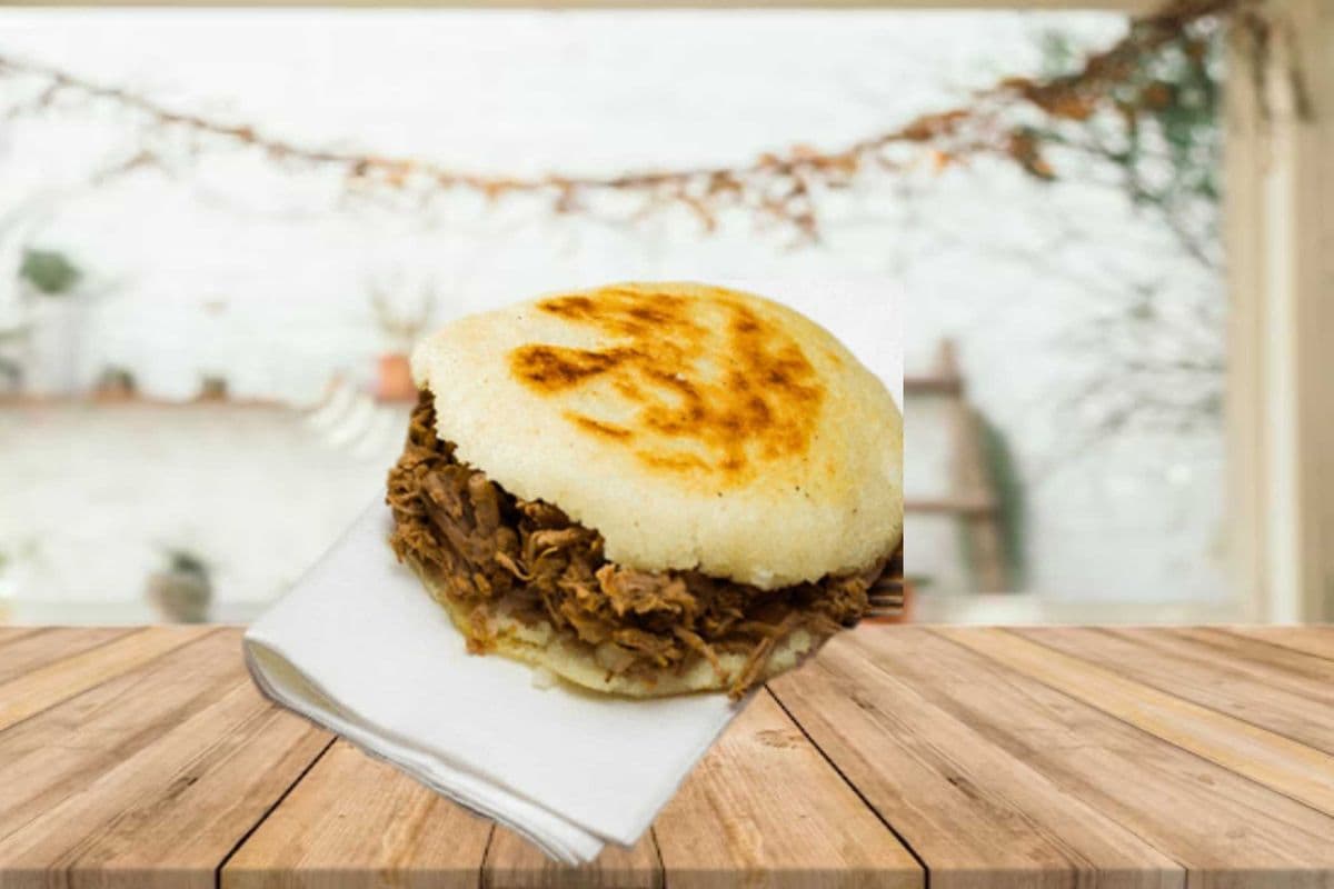 Meat Arepa
