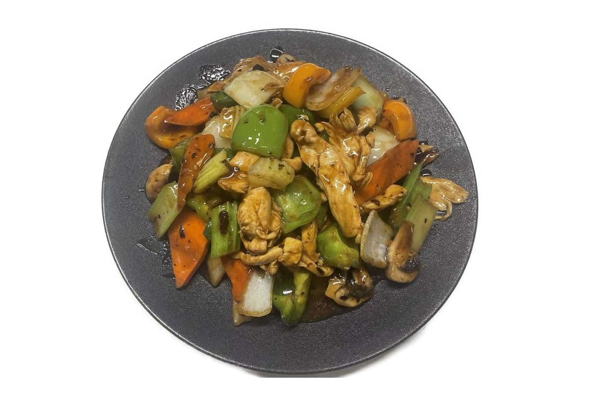 C17. Chicken w/ Black Bean Sauce 豉汁鸡