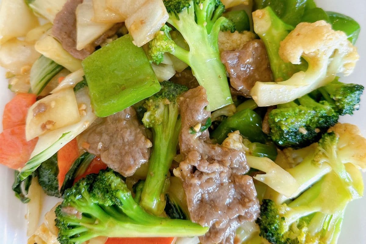 K01. Beef with Mixed Vegetables 牛肉杂菜