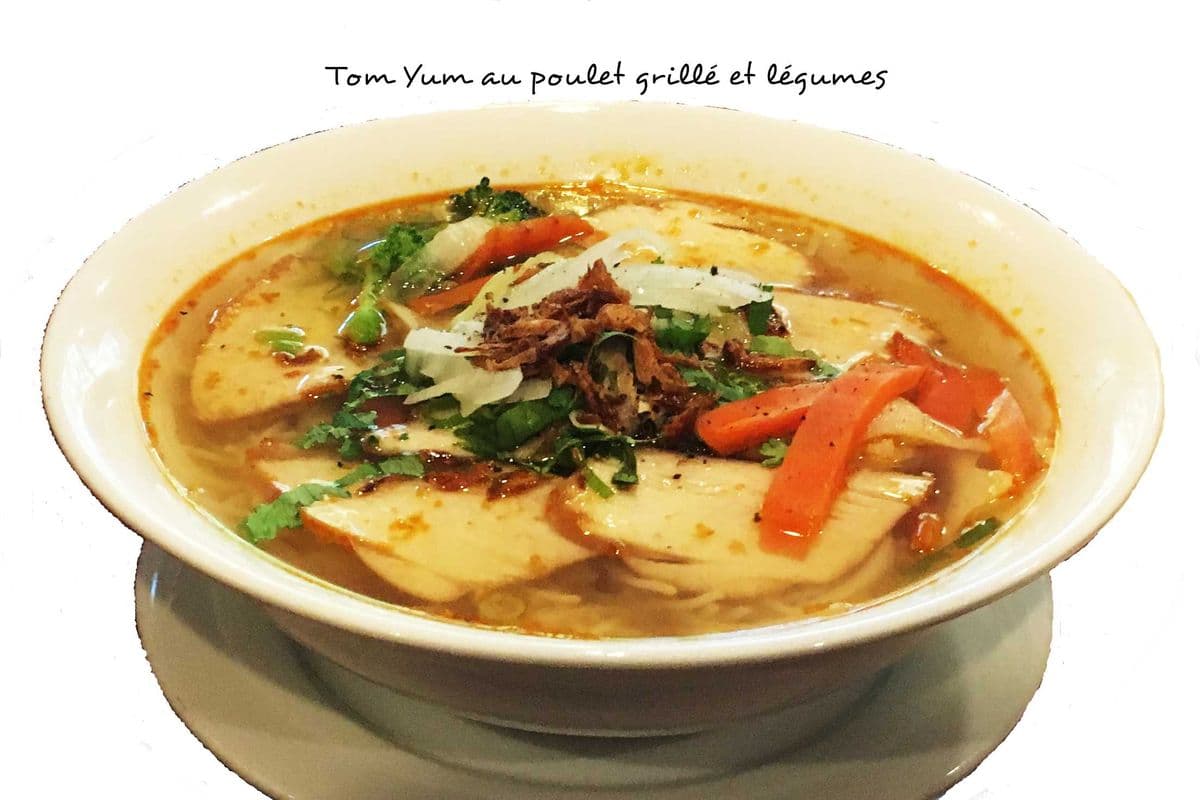 Soupe Tom Yum / Tom Yum Soup (24oz)