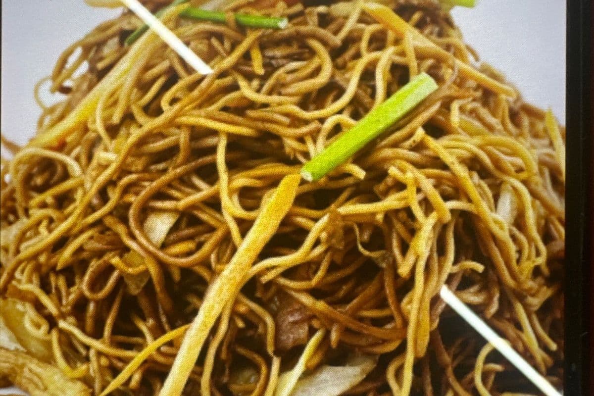 Shredded Chicken Chow Mein