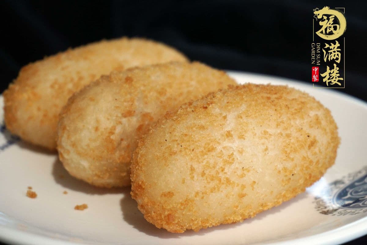 33. Deep-Fried Curry Chicken Rolls (3 pcs)