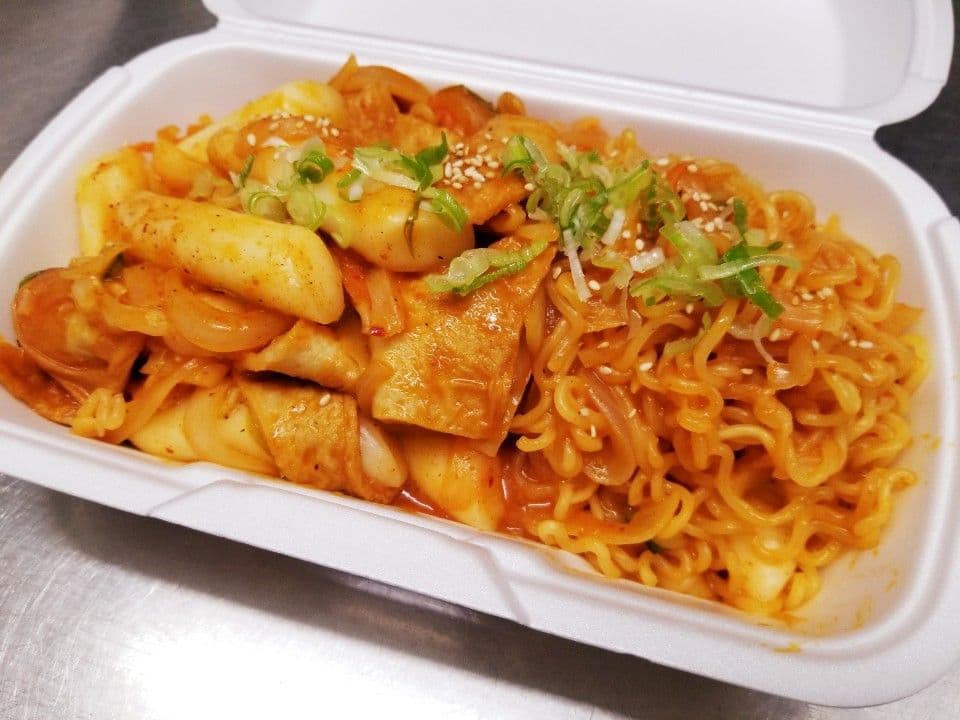 Tteokbokki avec nouilles / Tteokbokki with Noodles