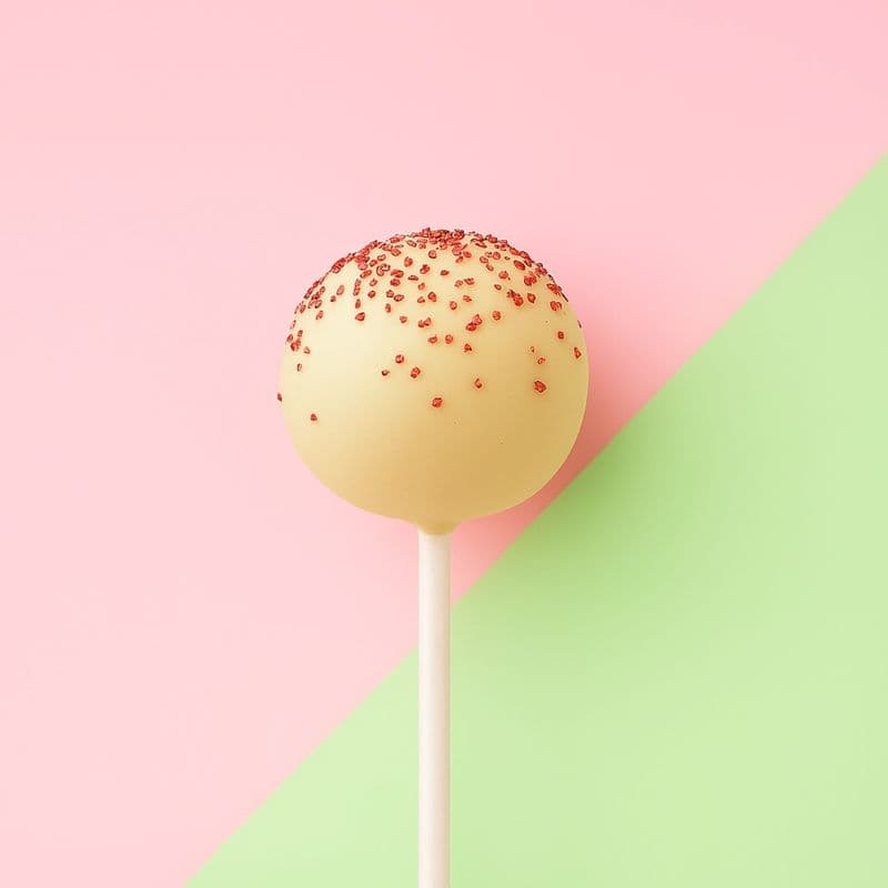 Red velvet Cake pop