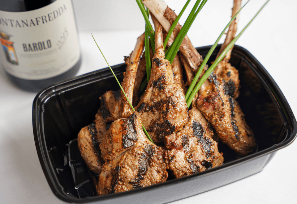 Côtelettes d'agneau (4mcx) / Grilled Lamb Chops (4 pcs)