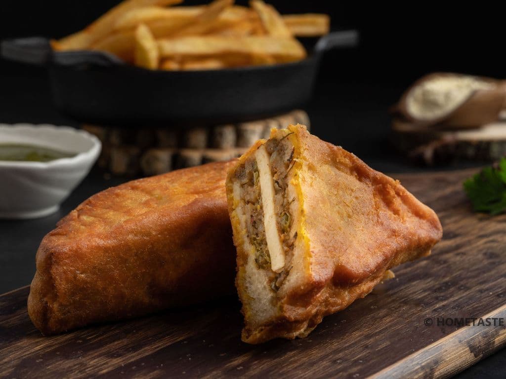 Paneer Bread Pakora Combo