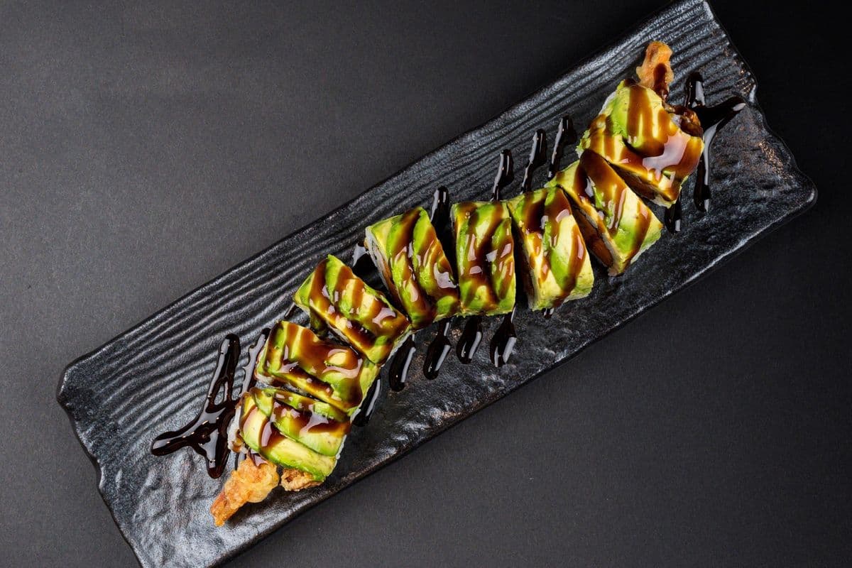 Caterpillar Roll (8 pcs)