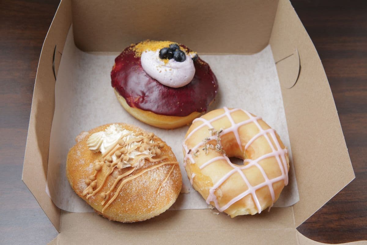 Three Pack Donuts