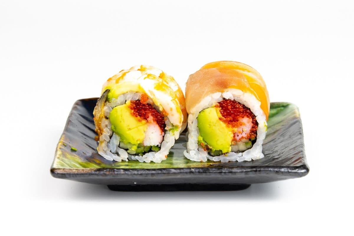 Rainbow Roll (8 Pcs)
