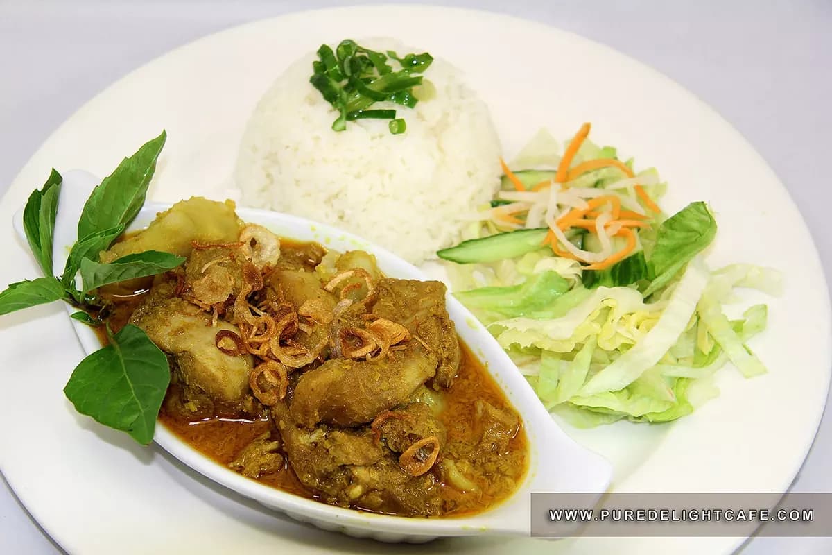 40 Vietnam Chicken Curry on Rice