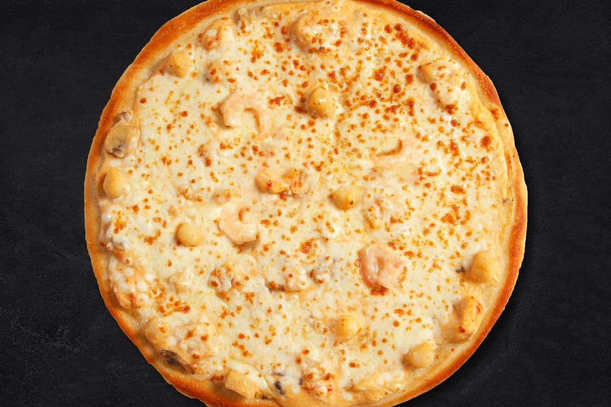 15" Seafood Pizza