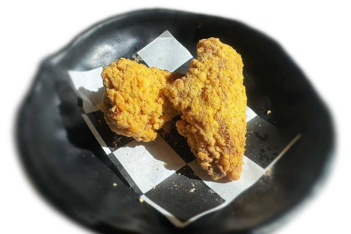 A11. Snow Cheese Wings (10pcs)
