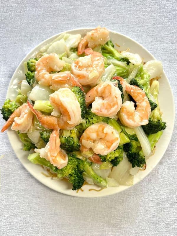 72. Chow mein au crevettes / Chow Mein with Shrimp / 72. Chow mein au crevettes / Chow Mein with Shrimp