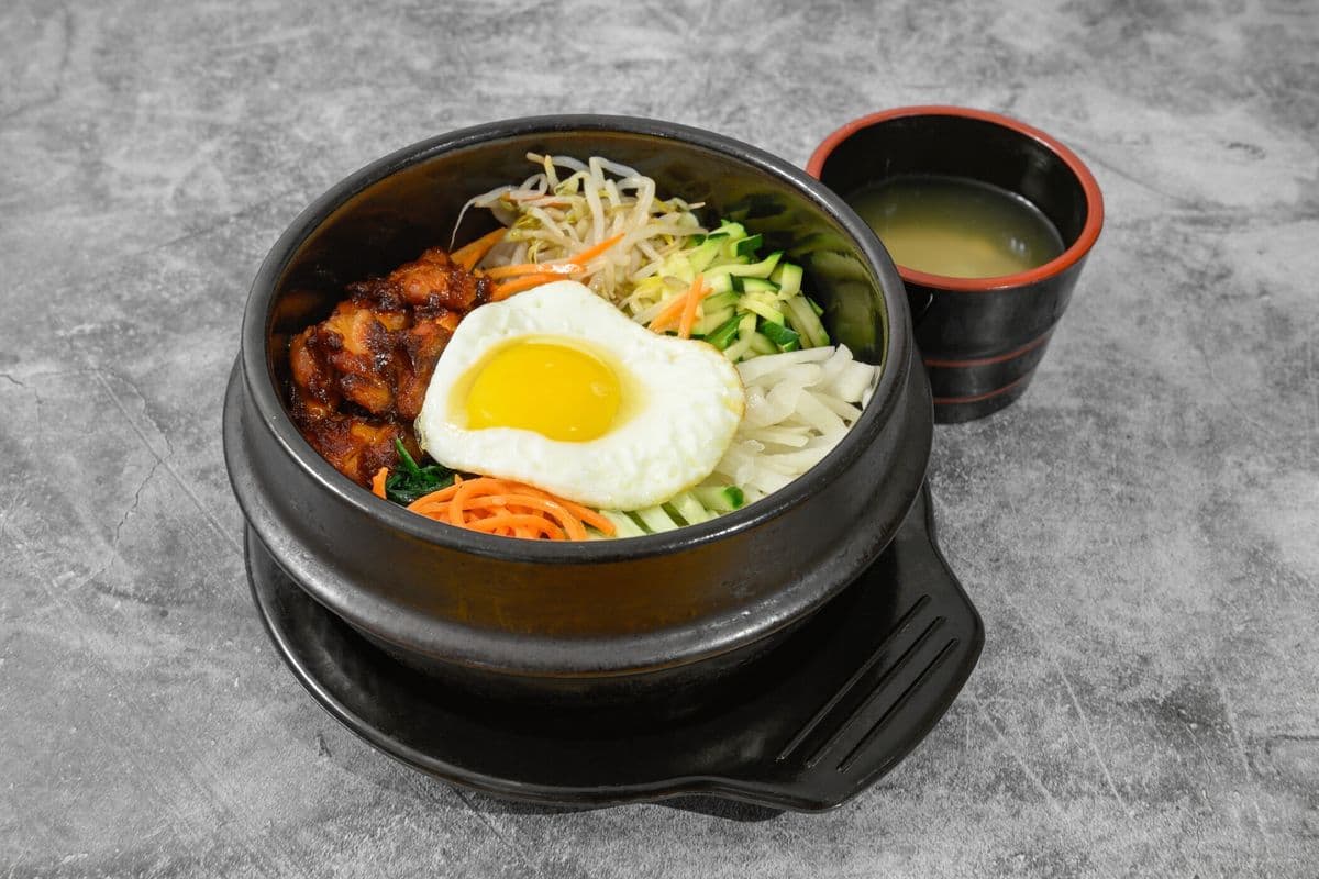 (B3) Chicken Bibimbap