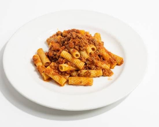 Rigatoni Bolognese E Parmigiano