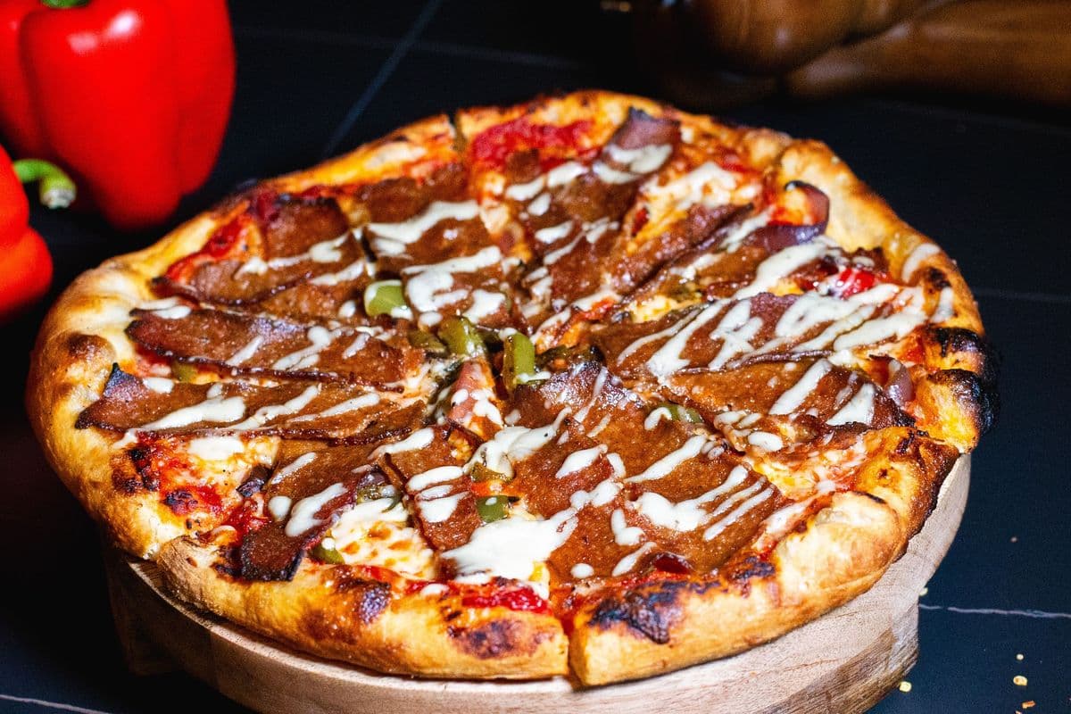 BOGO - Beef Donair Pizza