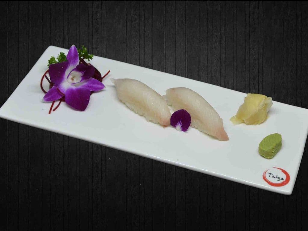 Red Snapper Sushi (2pcs)