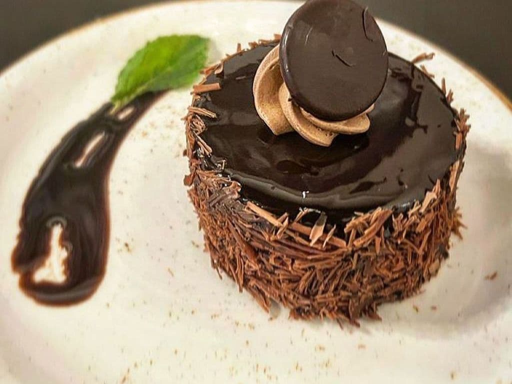 Caramelized Pineapple Chocolate Gateau