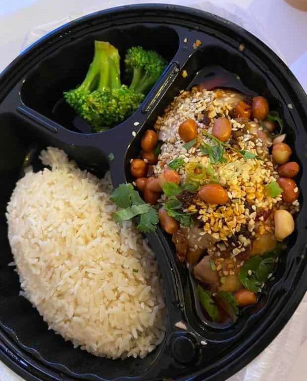 Sour & Spicy Chicken w/ Rice 無骨口水雞飯套餐