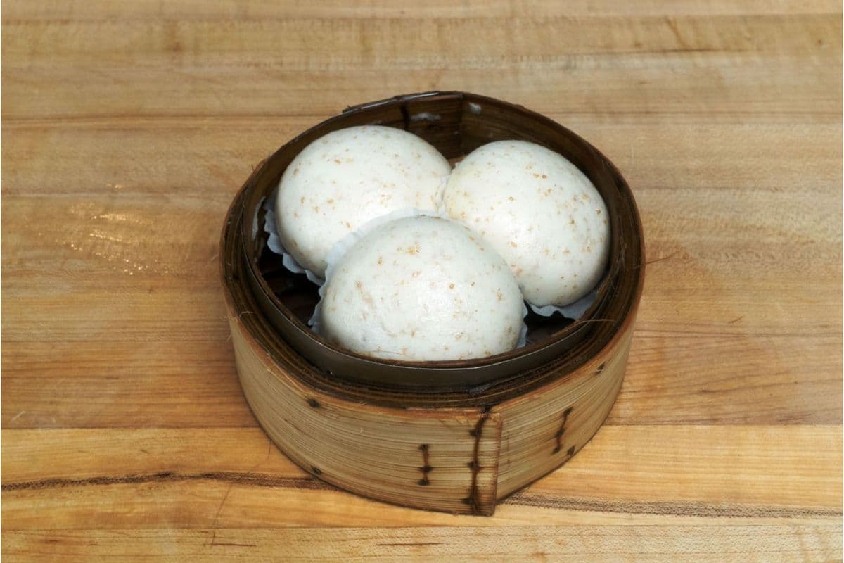 474. Steamed Whole Wheat Buns Stuffed with Sweetened Egg Yolk