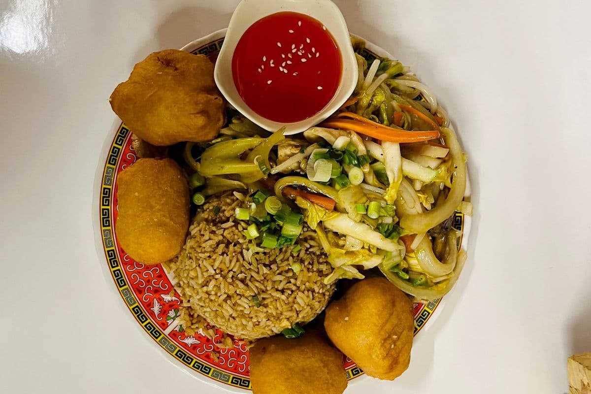 Combo #6 (Chicken Balls, Chop Suey)