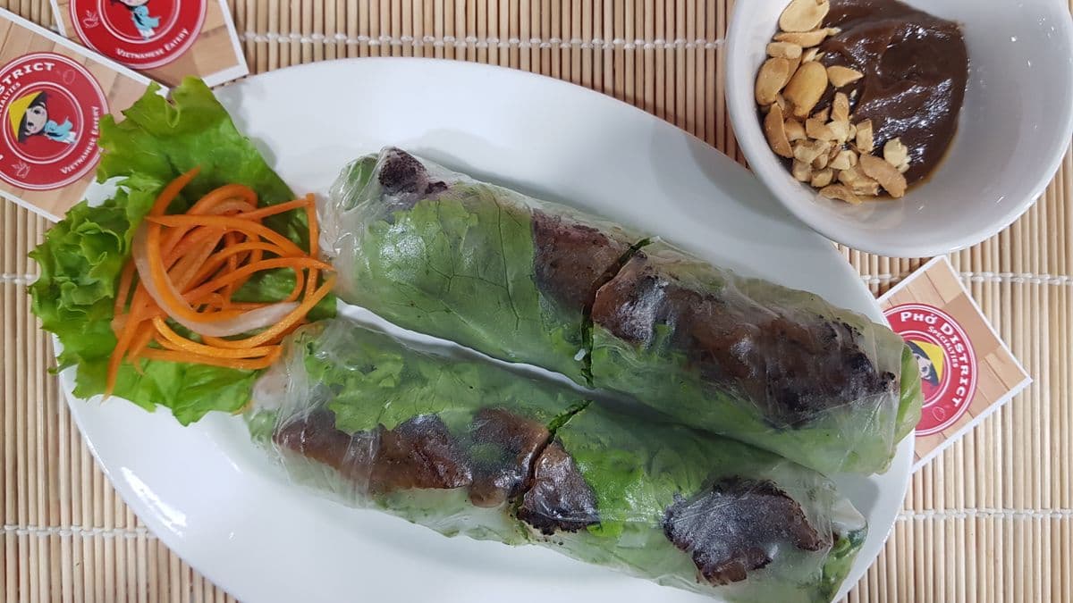 110. Grilled Meat Salad Rolls