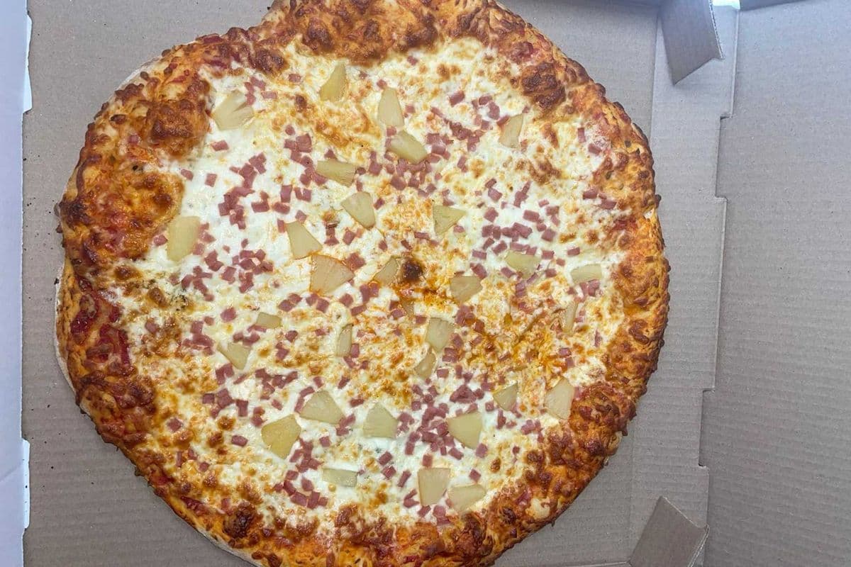 Hawaiian Pizza