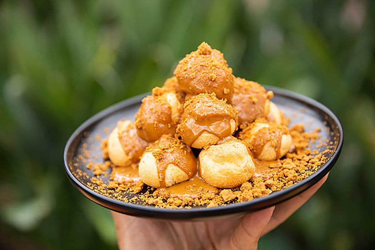 Biscoff Cream Puffs.