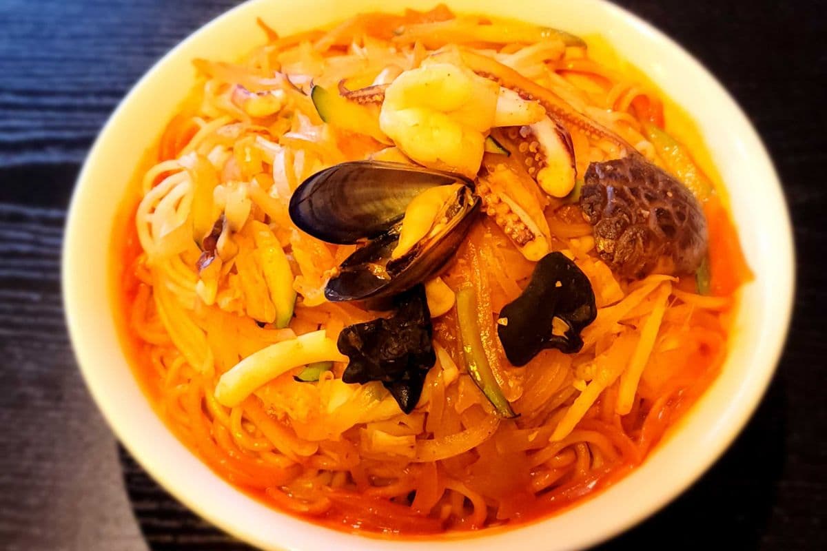 Seafood Jjampong Noodles