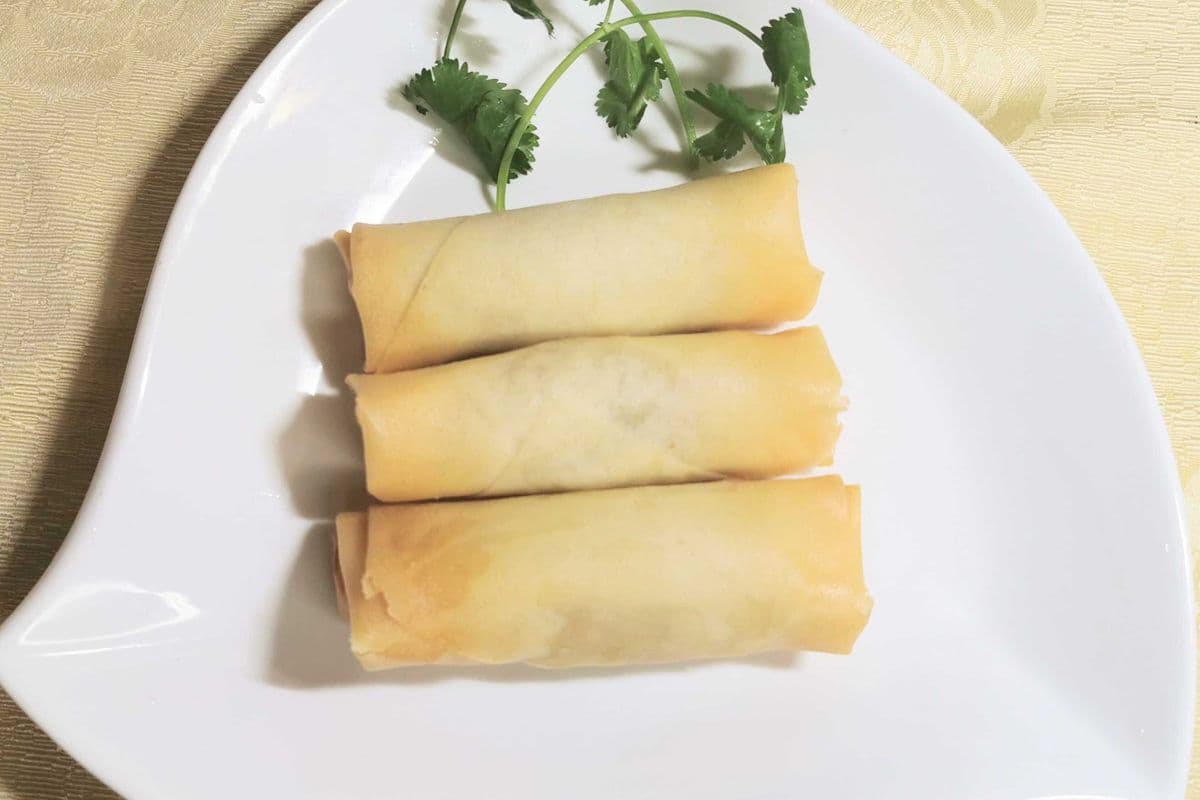 1. Vegetarian Spring Roll (3 pcs)春卷