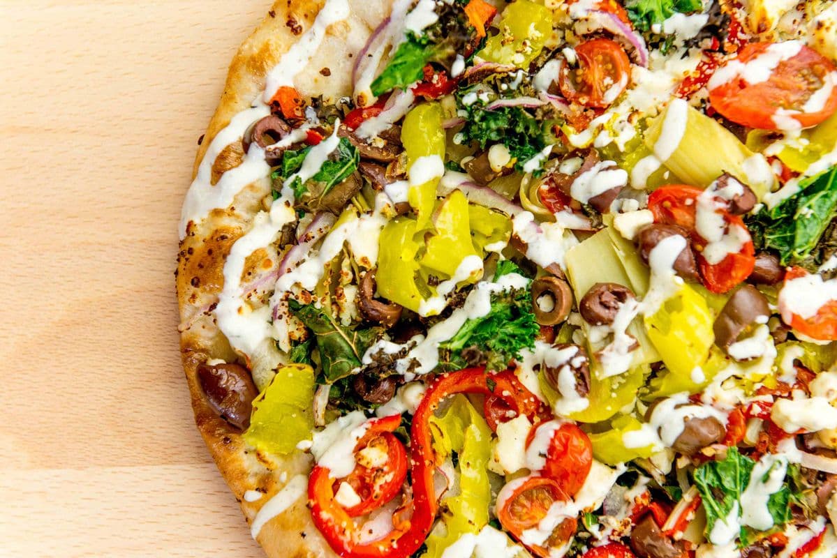 16" Skinny Greek Pizza