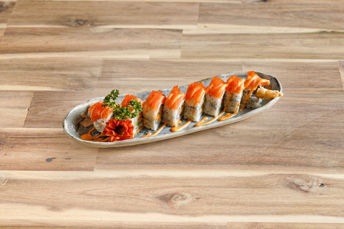 Red Dragon Roll (Raw)🌶️