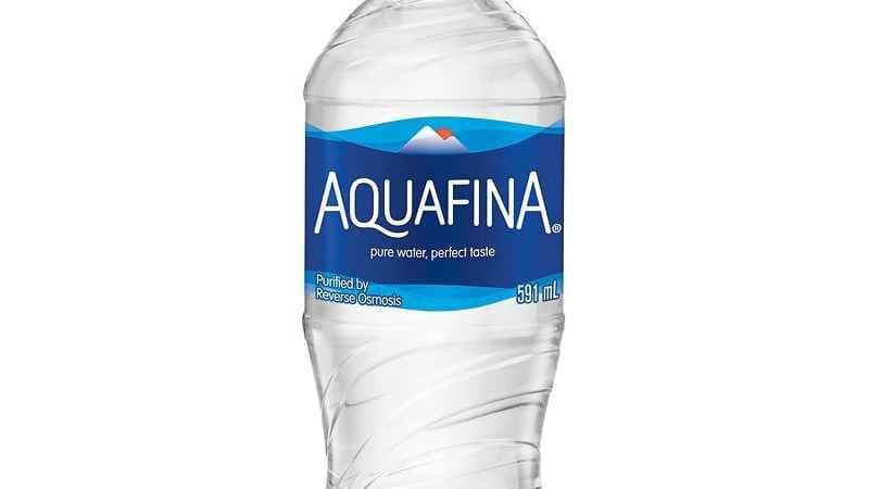 Bottled Aquafina (591 ml)