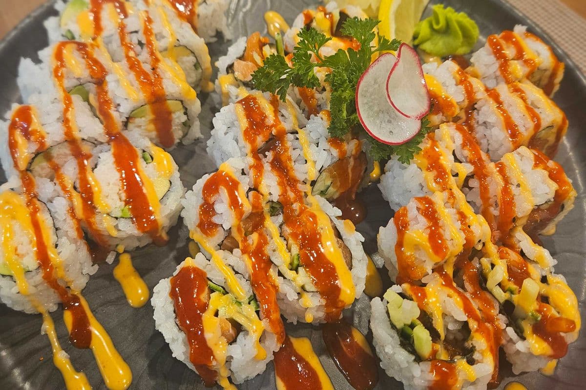 Spicy roll Combo