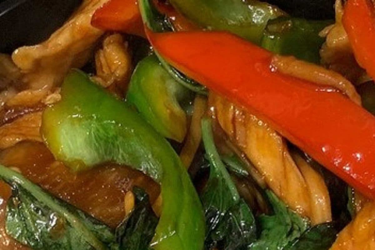 23. Stir Fried Thai Basil - ผัดกะเพรา