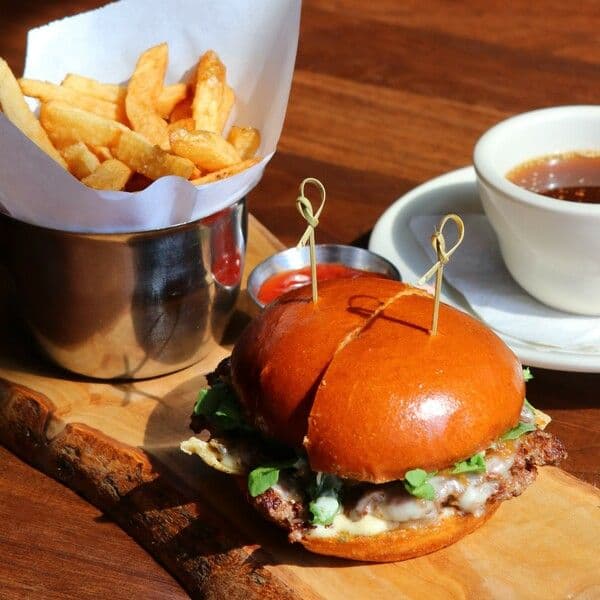 FRENCH ONION DOUBLE SMASH BURGER