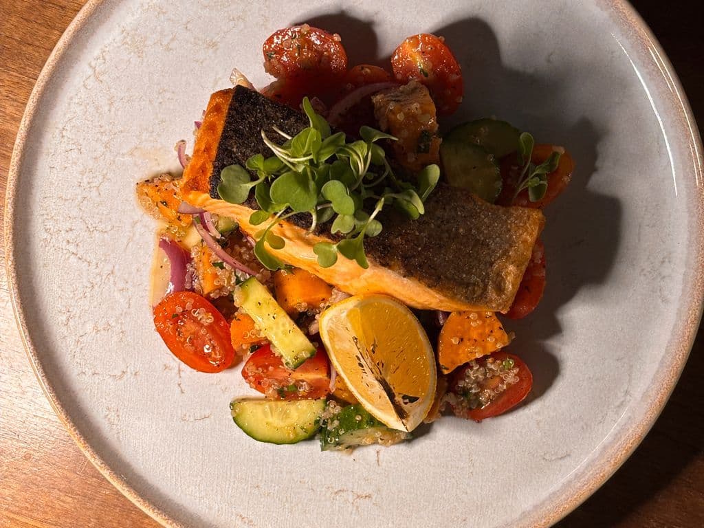 Saumon Poele | Pan Seared Salmon