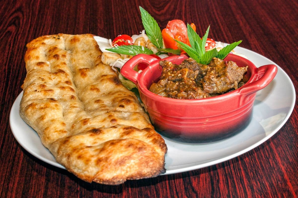 4. Beef / Veal Qurma and Naan with Salad
