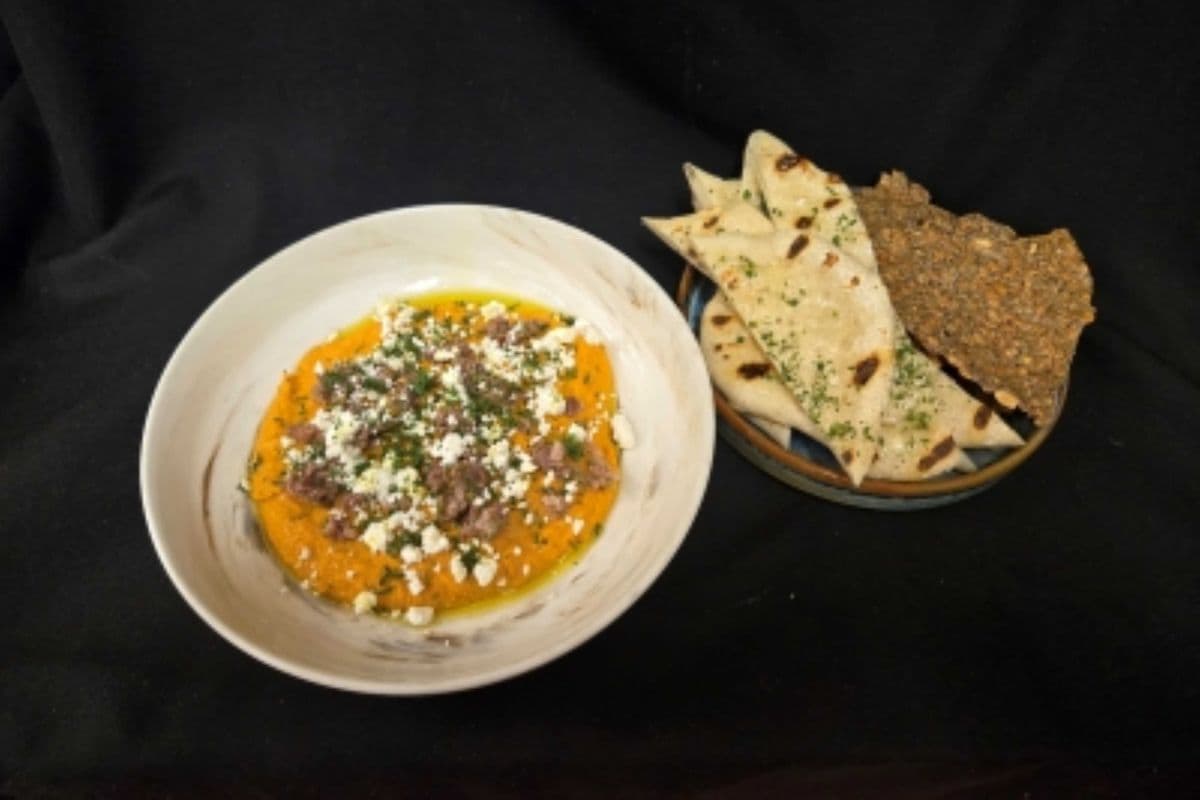 SPREADS & BREADS