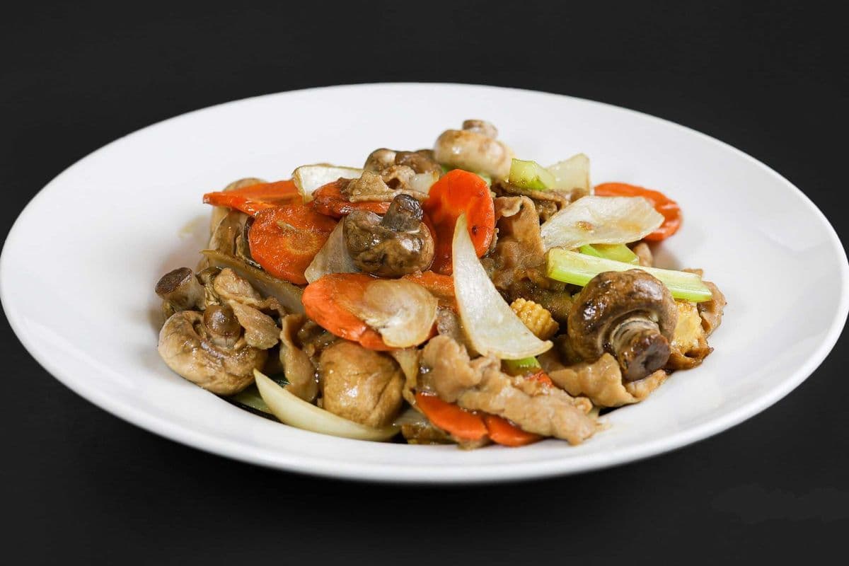 Beef, Baby Corn, and Mushrooms